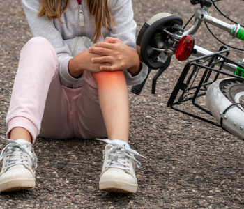 Péče o rány pro cyklisty: Jak na odřeniny a silniční lišej