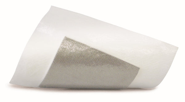 Silvermed sterilní krytí z netkané textilie s polštářkem ze stříbra s adhezivním okrajem
